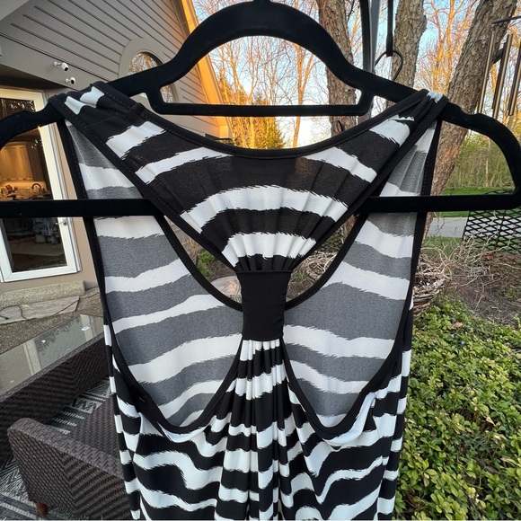 Calvin Klein t-back maxi dress - size 10 - Picture 5 of 8